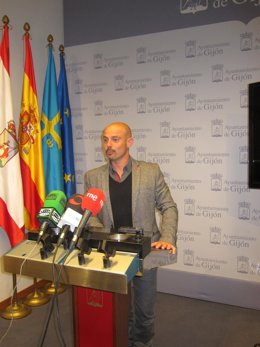 Jorge Espina, concejal de IU en el Ayuntamiento de Gijón