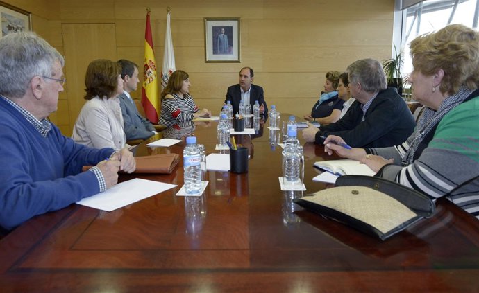 Reunión de Ignacio Diego con los responsables de entidades sociales