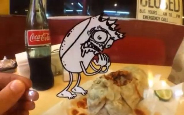 Monigote en un restaurante