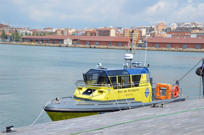 Nueva embarcación de vigilancia del Puerto de Tarragona, 'Llampuga U'