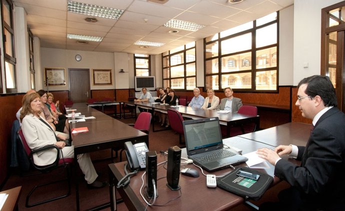 Políticos noruegos se instruyen sobre las competencias españolas en Barcelona