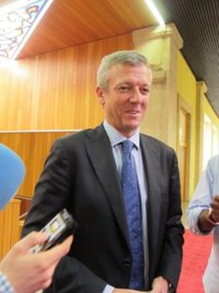 Rueda valora que Adrián Varela "asume en primera persona" el "error político" y ve "acertado" que dimita tras la campaña