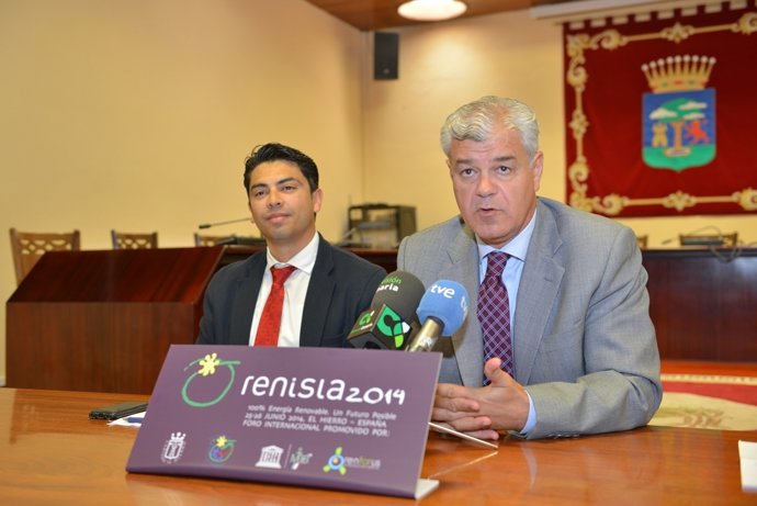 Micheel Angel Acosta y Alpidio Armas