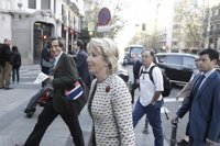 Aguirre reconoce el "tremendo batacazo" de PP y PSOE y cree que la salida a esta "crisis" es el "debate ideológico"