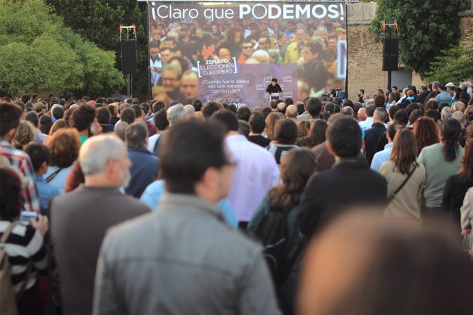 Acto de Podemos en Sevilla.