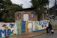 Las obras del Mundial desplazan de sus hogares a familias brasileñas