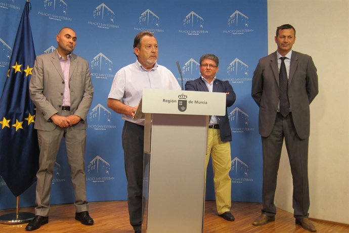 Antolín, Zomeño, Bastida y Peñalver durante rueda de prensa