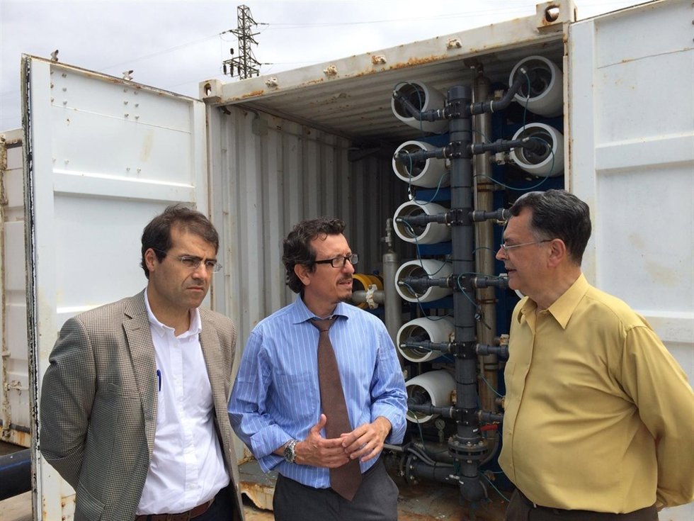 Visita a las desaladoras portátiles