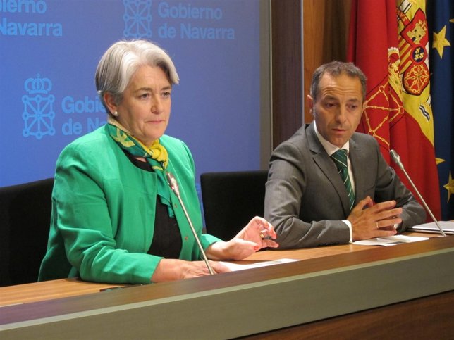 Los consejeros Lourdes Goicoechea y Juan Luis Sánchez de Muniáin.