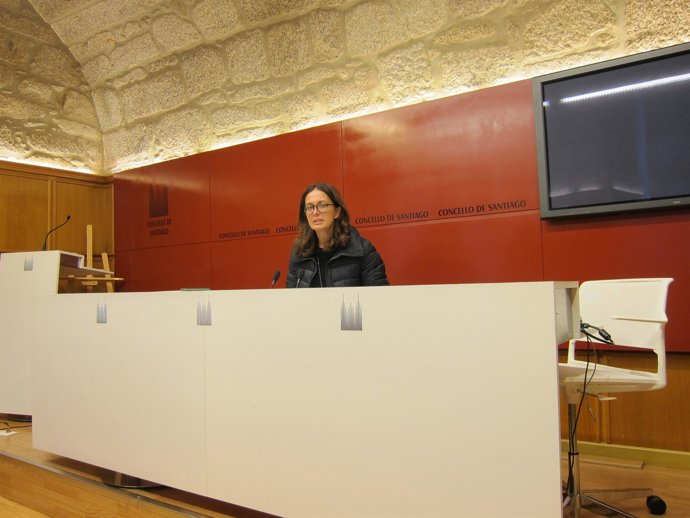 María Pardo habla de la dimisión de Adrián Varela como concejal de Santiago