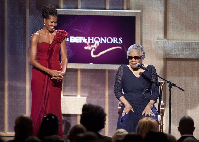 Michelle Obama con la poeta  Maya Angelou 