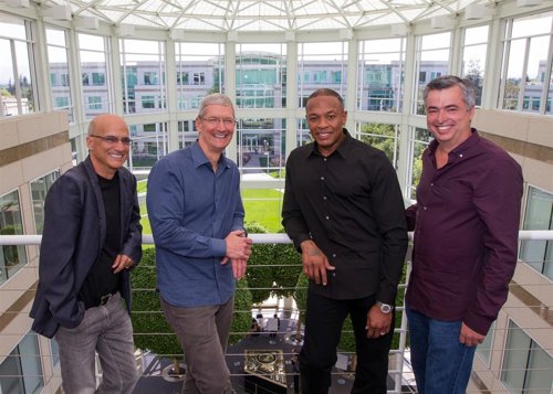 Tim Cook, Dr. Dre,  Eddy Cue, Jimmy Iovine