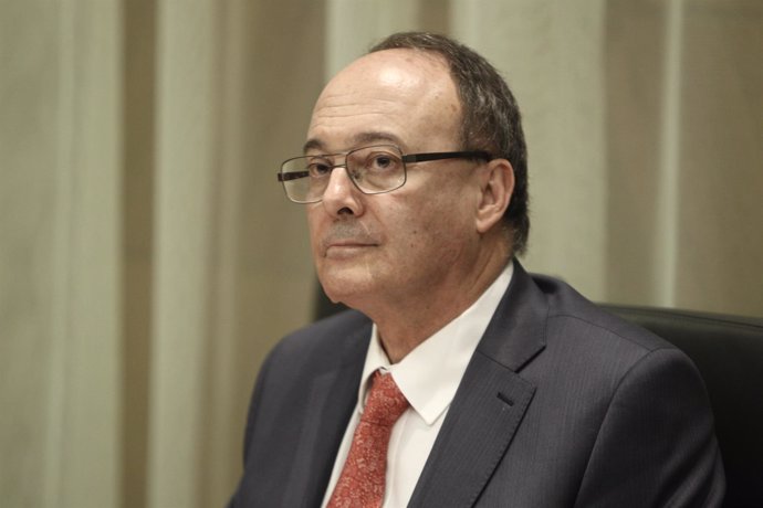 Gobernador de Banco de España, Luis Linde