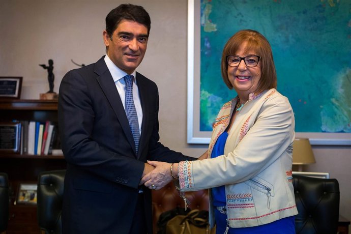 Firma Convenio Adelaida de la Calle UMA Javier Ferrer Museo Thyssen