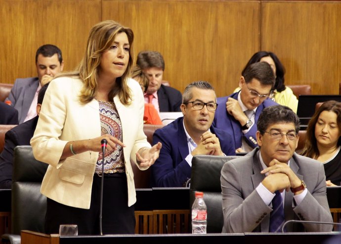 La presidenta de la Junta, Susana Díaz, replica a Carlos Rojas en Pleno
