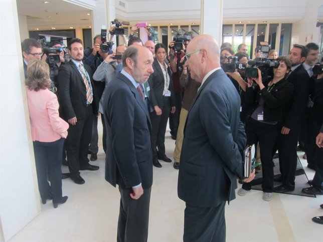 Rubalcaba y Duran conversan en Sitges