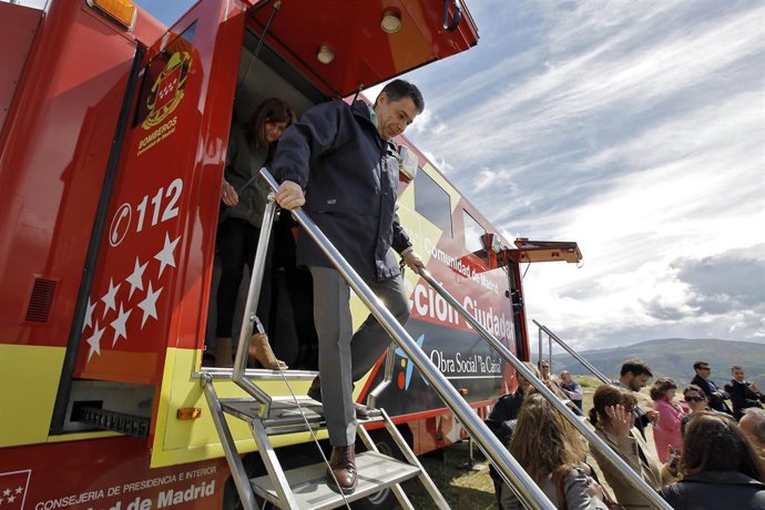 El presidente de la Comunidad conoce el simulador