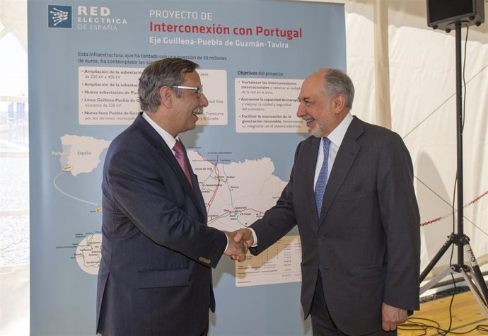 Inauguración de una nueva subestación eléctrica en Puebla de Guzmán. 