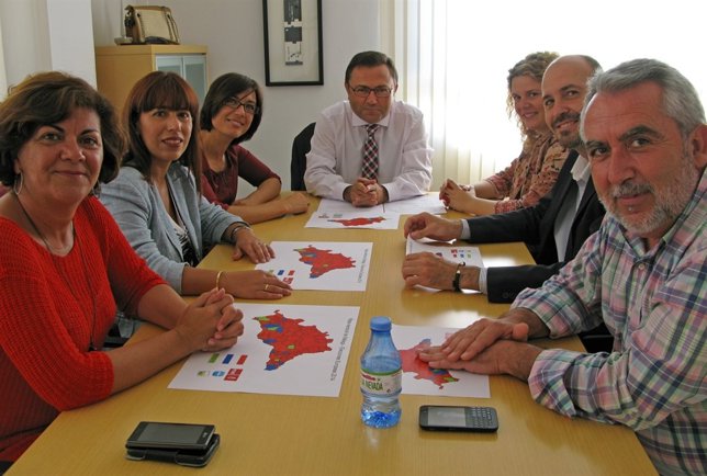 Miguel Ángel Heredia, PSOE, con alcaldes y portavoces del PSOE