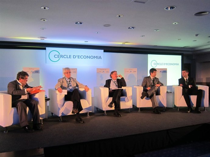 Tom Burns,J.J.López Burniol,Josep Ramoneda,Víctor Lapuente,Joan Roca