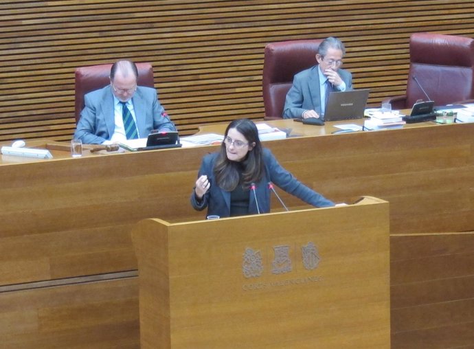 Mónica Oltra en el pleno de las Corts 