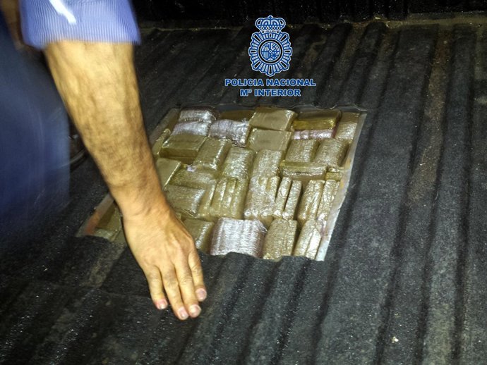 Encontraron la droga en un doble fondo del todoterreno.