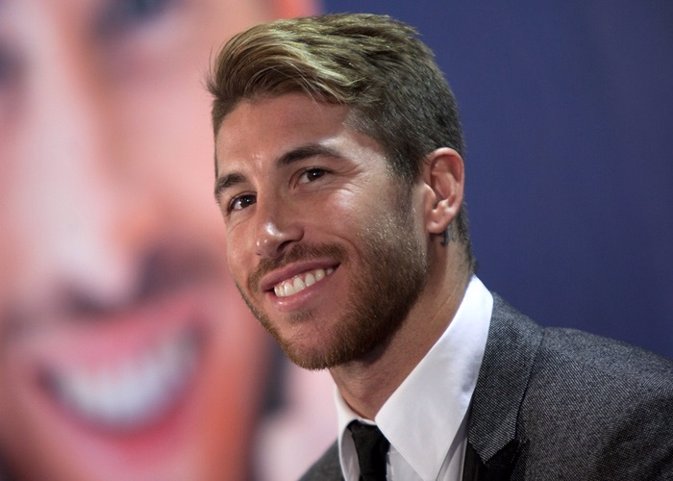 Sergio Ramos brilla en Sevilla con la medalla hispalense