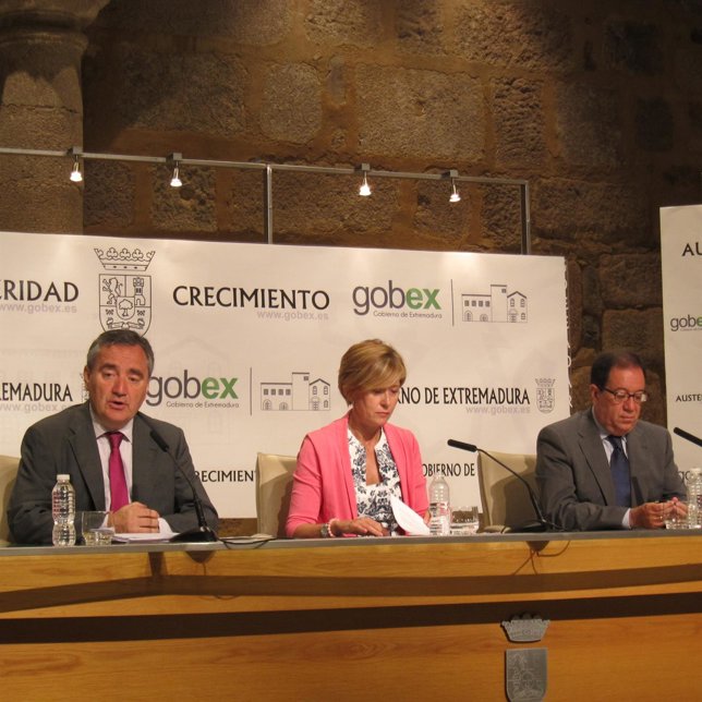 Mercedes García Alonso, Joaquín de Dios Varillas y Cecilio Venegas