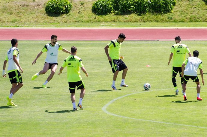 Diego Costa entrena con la selección española 