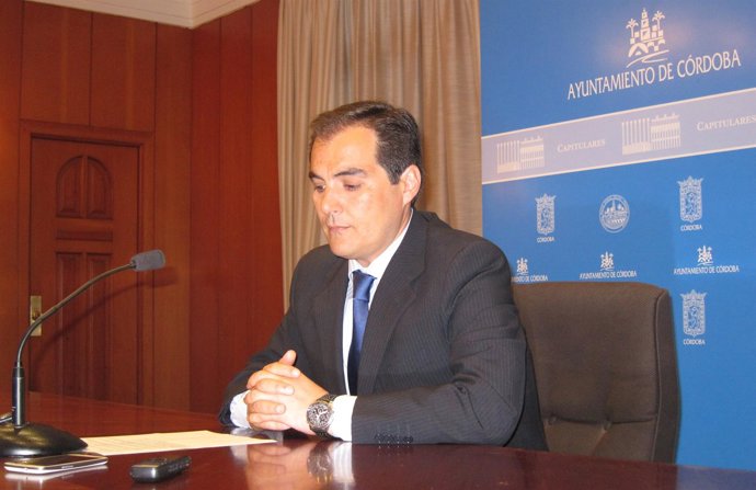 El alcalde de Córdoba, José Antonio Nieto
