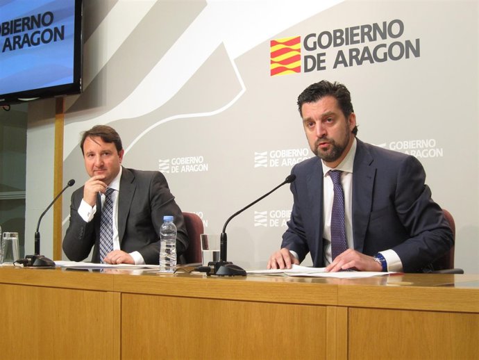 José María García y Jorge Escario en rueda de prensa en la DGA
