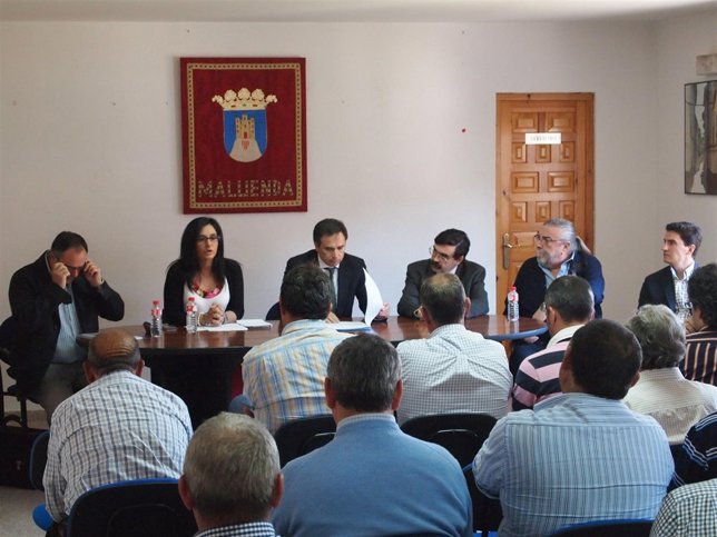 De Pedro se ha reunido este martes con los futuros usuarios de Lechago