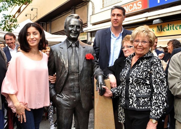 MANOLO ESCOBAR