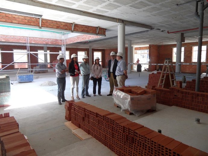 Un momento de la visita a las obras