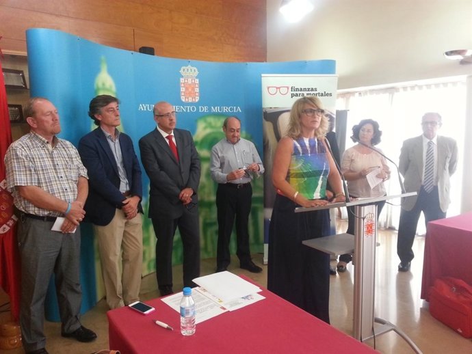 Presentación del ciclo 'Finanzas para mortales'