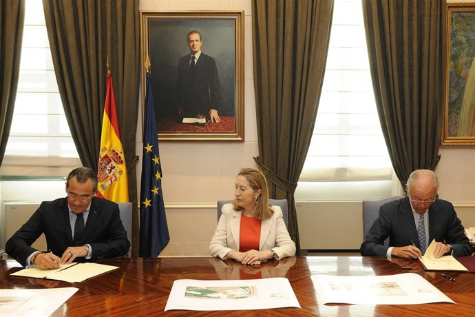 Protocolo firmado en Madrid entre Fomento y Gandia