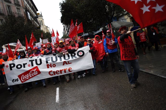 Manifestación en Madrid contra el cierre de Coca-Cola