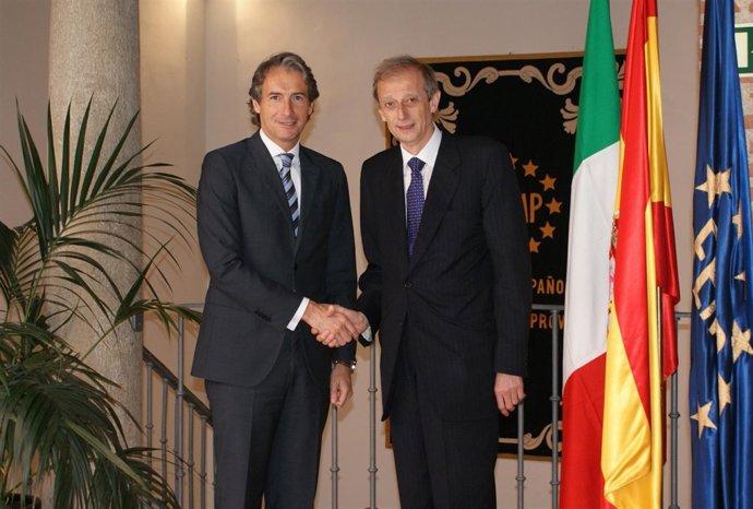 El alcalde de Santander, Íñigo de la Serna, con el de Turín Pero Fassino