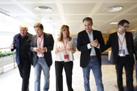 Zapatero ve "compatible" presidir la Junta y liderar el PSOE