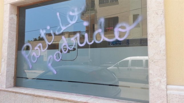 Pintadas en la sede del PP de Manacor