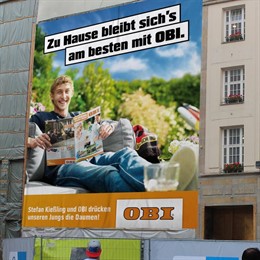El delantero del Bayer Leverkusen Stefan Kiessling en una campaña publicitaria