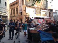 Los 'okupas' de Can Vies mantienen la reconstrucción del edificio al margen del Ayuntamiento de Barcelona