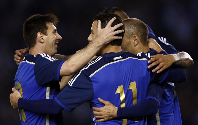 Leo Messi celebra un gol de Argentina ante Trinidad y Tobago