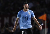Uruguay puede con Eslovenia con goles de Cavani y Stuani