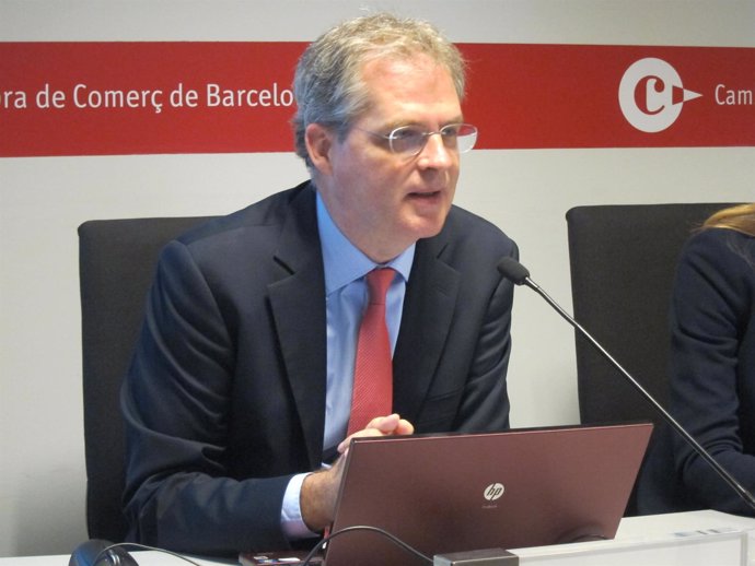 El jefe de Estudios Económicos de la Cámara de Barcelona, J.R.Rovira