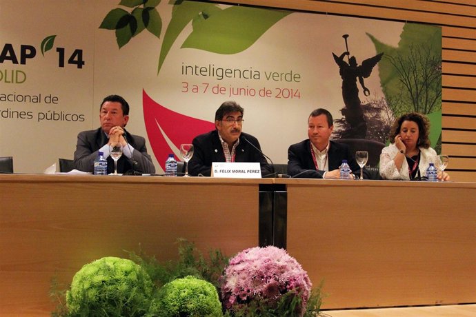 Presentación del congreso sobre parques y jardines
