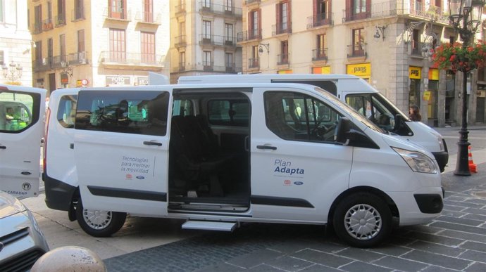 Flota de vehículos de Ford adaptados a personas con discapacidad