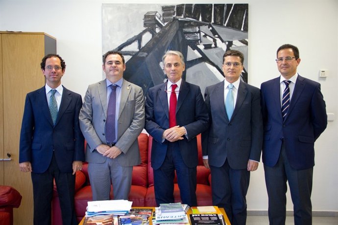 Convenio entre la US y Siderúrgica Sevillana