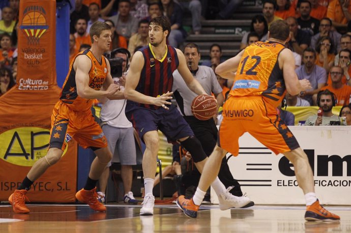 Ante Tomic en el primer partido ante el Valencia Basket