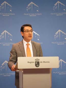 El portavoz del Ejecutivo, José Gabriel Ruiz